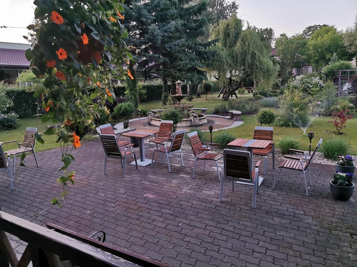 מלון שיצ'וצ'ינק Osrodek Wypoczynkowy Janowka מראה חיצוני תמונה
